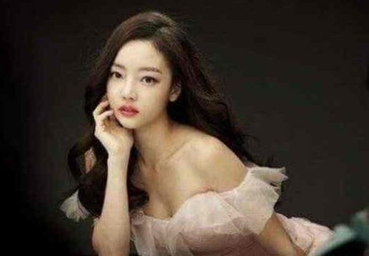�ߺ��������ڼ����������n��Ů���־ߺ����¼�