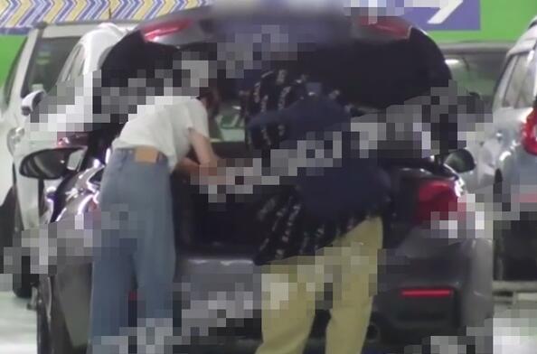���������ع������c�̰l��Ů܇�ȓ���